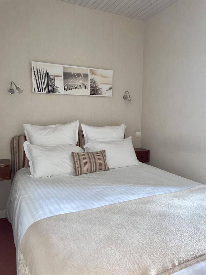 Hotel De La Pointe Du Grouin Канкал Екстериор снимка