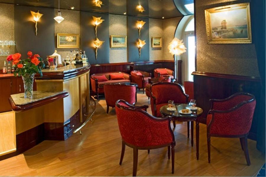 Hotel De La Pointe Du Grouin Канкал Екстериор снимка